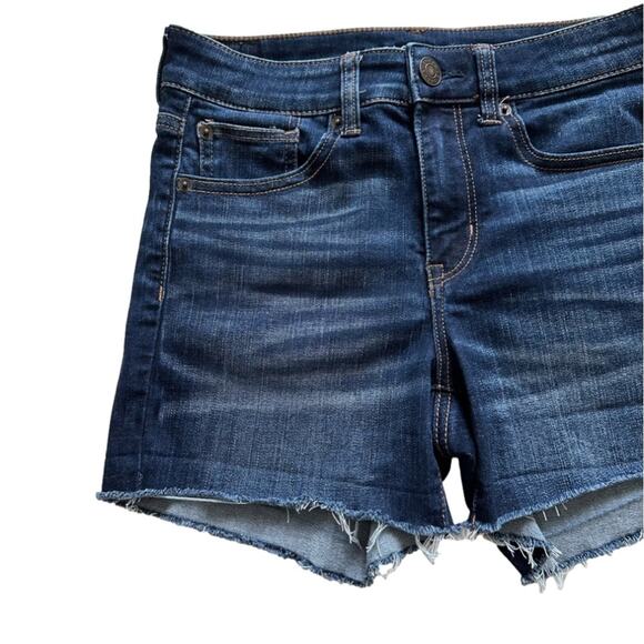 American Eagle Jean Shorts Next Level Stretch Hi Rise Shortie Distressed Size 2 - Picture 4 of 12